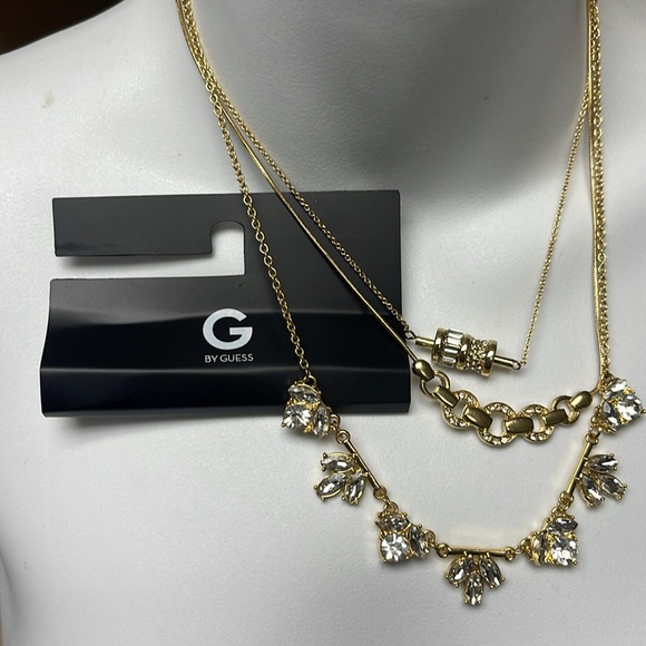 NWT NWT Guess/Marciano Necklace - Picture 2 of 2
